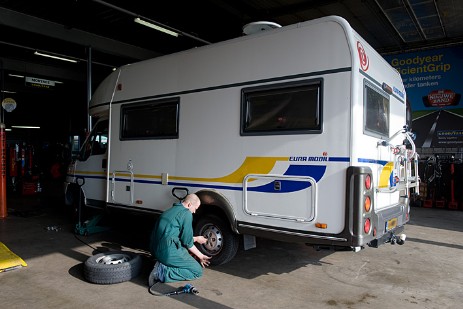 Camperbanden reparatie